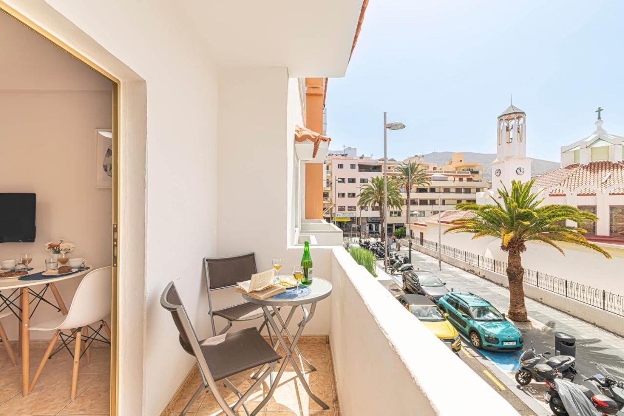 Apartamentos En El Centro De Los Cristianos アロナ エクステリア 写真