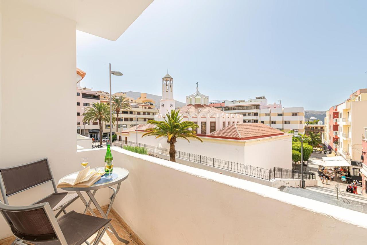 Apartamentos En El Centro De Los Cristianos アロナ エクステリア 写真